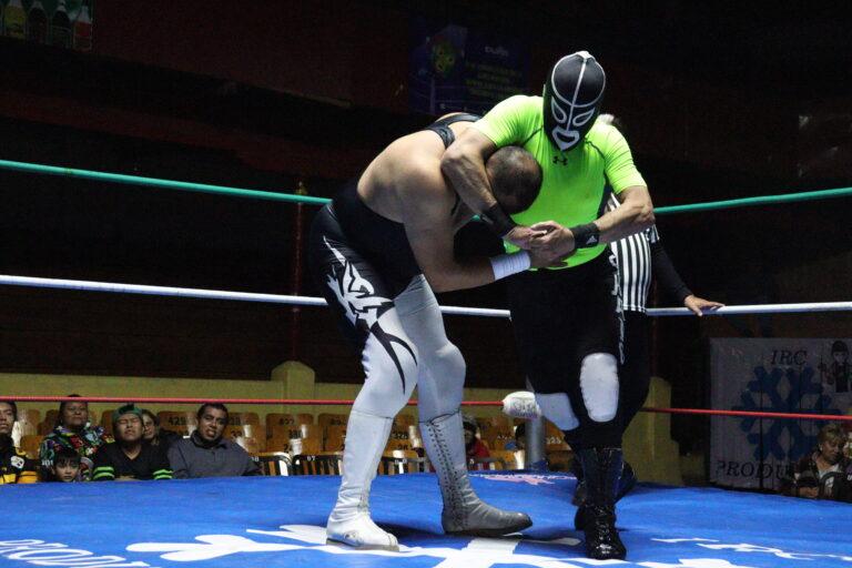 Imagen: Arena Afición honra a las reinas del hogar con lucha libre y emoción en cada caída