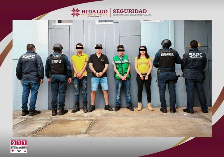 Imagen: Extorsionaban a transportistas en la autopista México-Tuxpan; cuatro detenidos