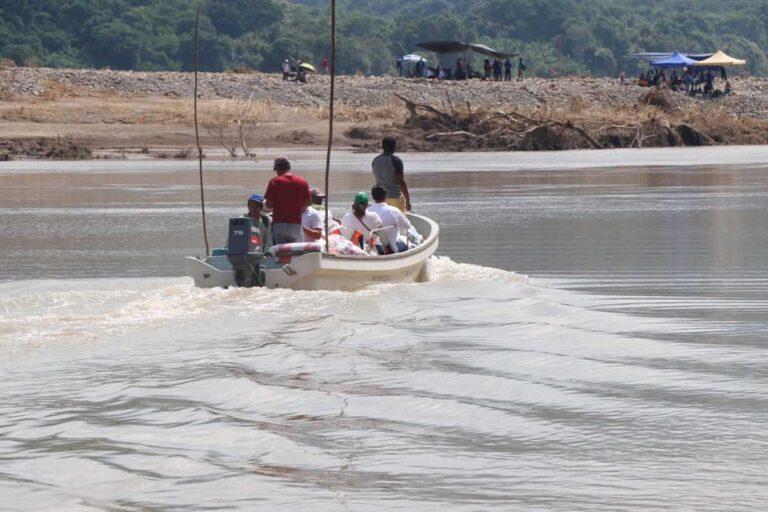 Imagen: Huautla reanudó el servicio de lancha para cruzar el río Calabozo
