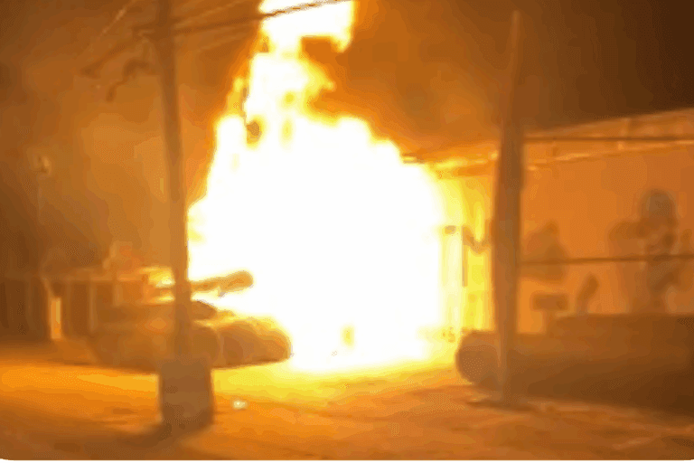 Imagen: Pachuca: incendio consume establecimiento de la carretera Pachuca-Actopan