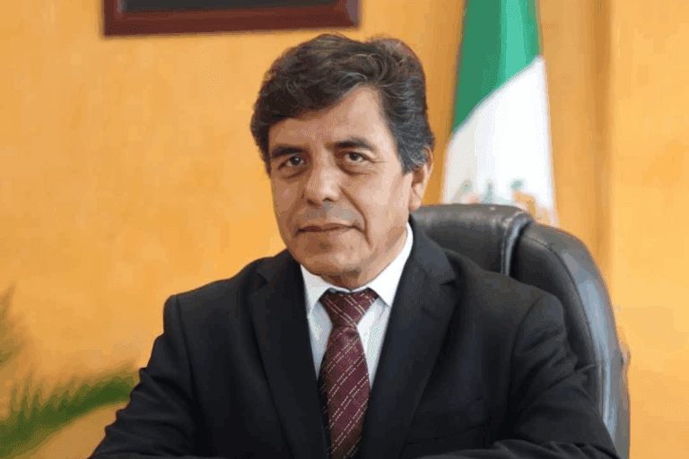 Imagen: Exalcalde de San Salvador busca protección federal ante posible orden de aprehensión   