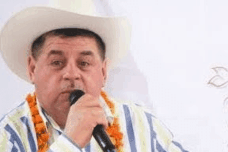 Imagen: Alcalde de Jaltocán, con señalamientos de presunto nepotismo