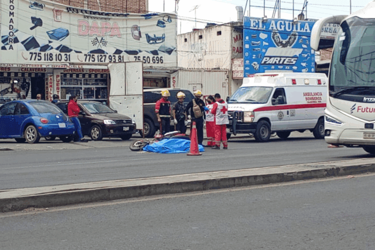Imagen: Motociclista pierde la vida en la México-Tuxpan; camión se da a la fuga