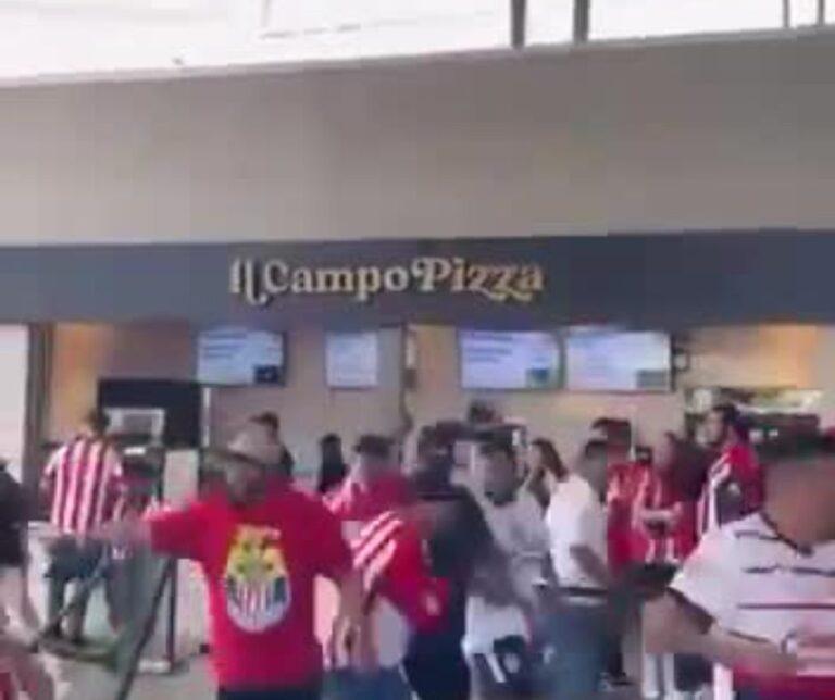 Imagen: Video: Violencia opaca partido amistoso entre Chivas y Atlas