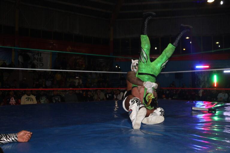 Imagen: Guerra de Hermanos explotó el Deportivo 11 de Julio: Alpha Wolf y Dragón Bane protagonizan batalla sin control