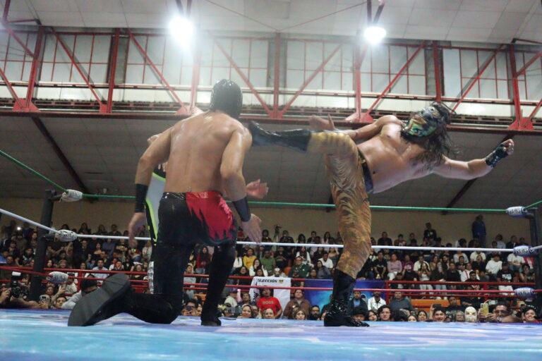 Imagen: Bandido y Neón encienden Pachuca: así conquistaron la lucha estelar de Producciones IRC ante Soberano Jr. y Bárbaro Cavernario