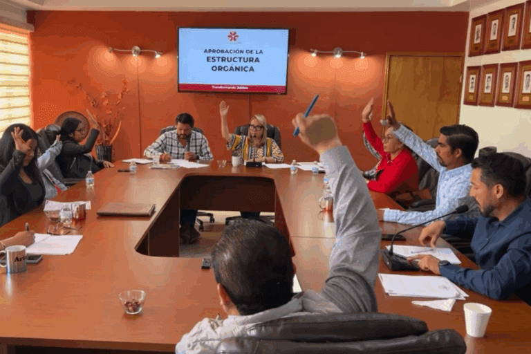 Imagen: Ayuntamiento de Zapotlán aprueba modificaciones a su estructura interna