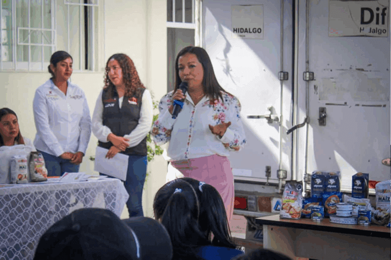 Imagen: DIF de Chilcuautla entregó canastas alimentarias