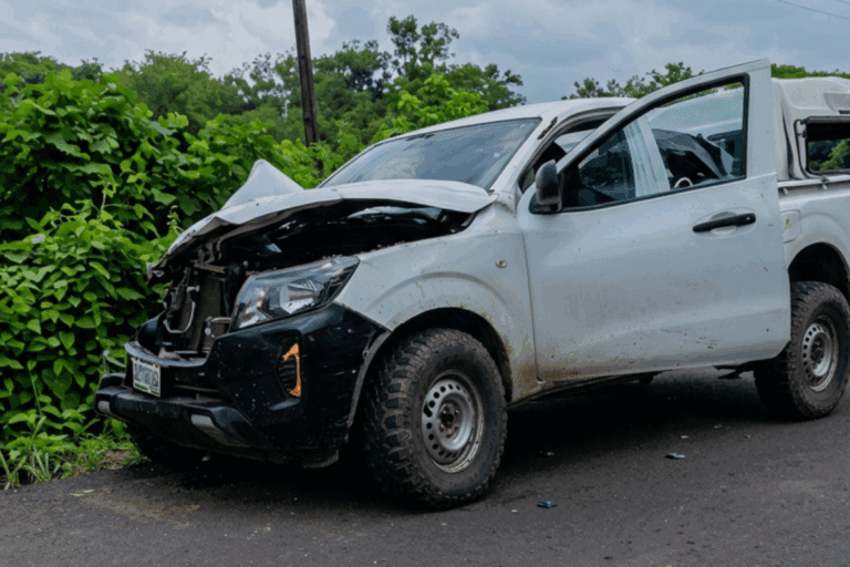 Imagen: Cuatro lesionados, entre ellos una mujer embarazada, saldo de accidente automovilístico en Hueytlale