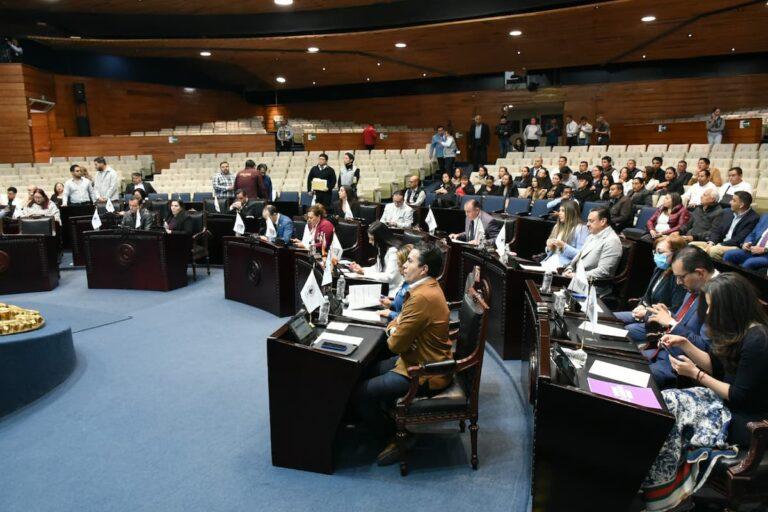 Imagen: Andrés Velázquez impulsa alfabetización digital en Hidalgo