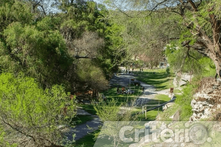 Imagen: Chilcuautla: Acusan a balnearios por invasión de terrenos con aguas termales