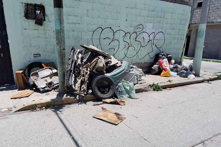 Imagen: Luce como deshuesadero calle de Ampliación Santa Julia, en Pachuca