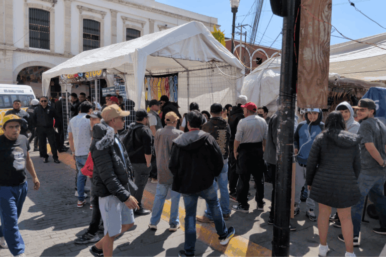 Imagen: Comerciantes se enfrentan en el centro de Pachuca por disputa de espacios