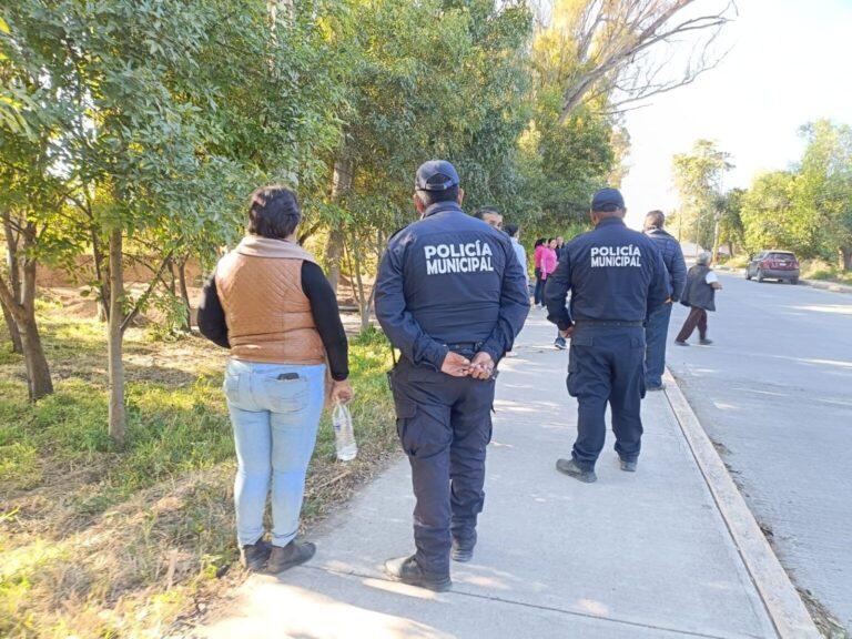 Imagen: Habitantes de Teocalco impiden trabajos de desmonte en terreno disputado por el ferrocarril