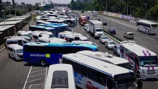 Imagen: Bloqueos en Edomex: transportistas protestan contra inseguridad y robos