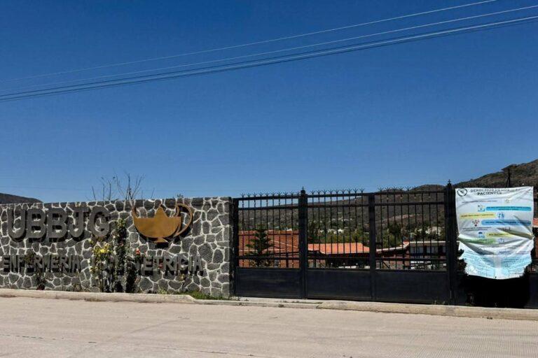 Imagen: Denuncian el cierre del acceso prinicipal a la Universidad Benito Juárez de Ajacuba