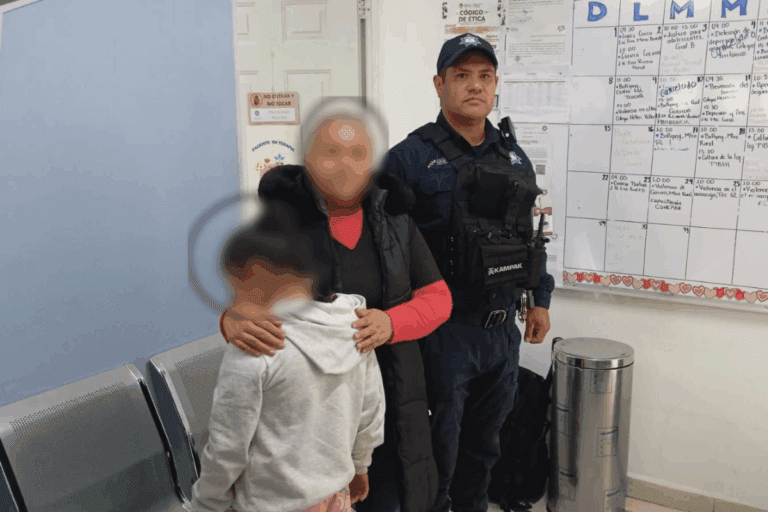 Imagen: Hallan a menor con síndrome de Down sola en colonia El Venado en Pachuca