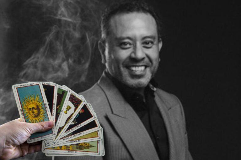 Imagen: Enrique Santos y el tarot como terapia más allá de la adivinación y los secretos a través de las cartas