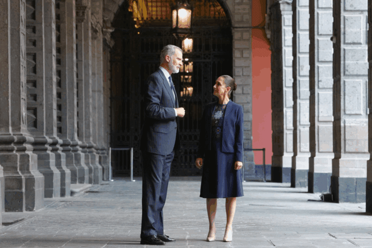 Sheinbaum insistió en la solicitud de perdón: así fue su encuentro con el rey Felipe VI