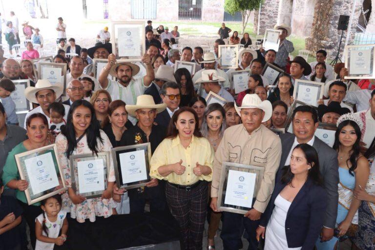 Imagen: Récord Guinness reconoce a barbacoyeros de Actopan por hazaña mundial con la barbacoa